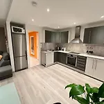 Cozy House With A Sea View Villa *