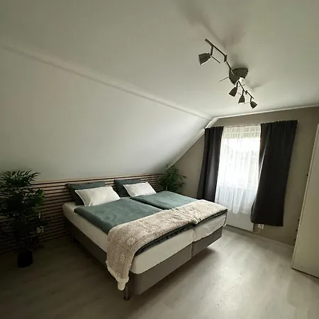 Cozy House With A Sea View *