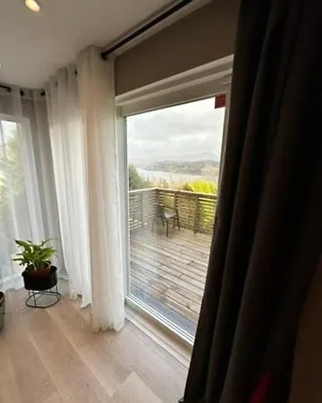 Cozy House With A Sea View * Knarrevik