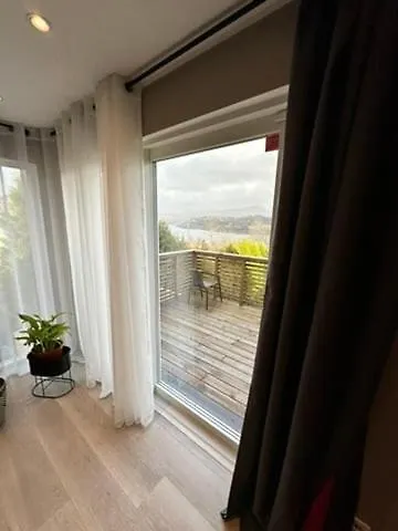 Cozy House With A Sea View * Knarrevik